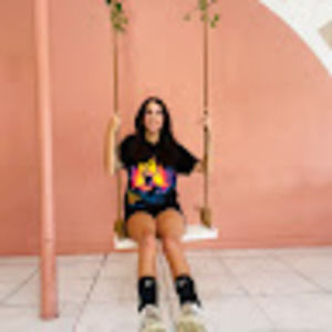 Meet your Posher, Ava